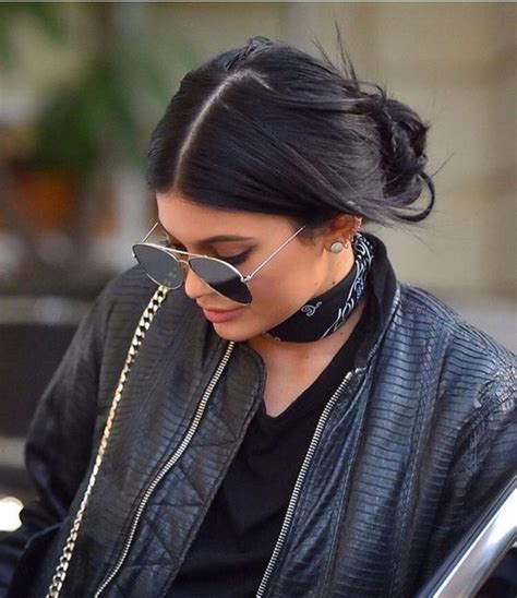 louis vuitton head scarf kylie